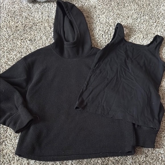 Old Navy Black Crop Hoodie Sweatshirt - Picture 1 of 5